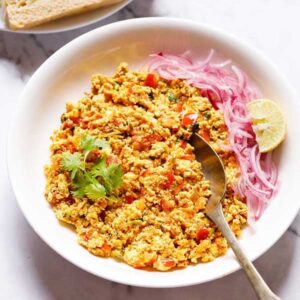 Read more about the article Easy Paneer Bhurji Recipe with Health Benefits of Mustard Oil